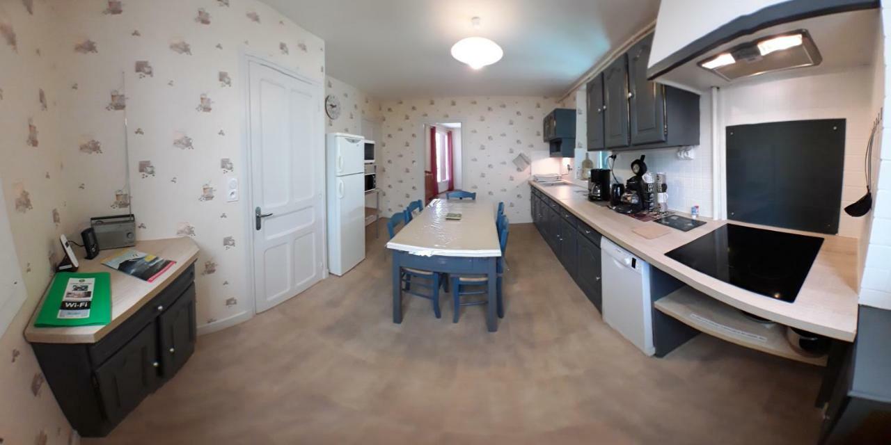Les Planchettes Orcival Exterior foto